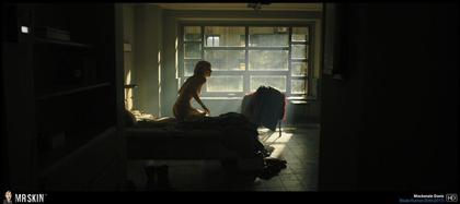 Mackenzie Davis’ Best Nude Scenes