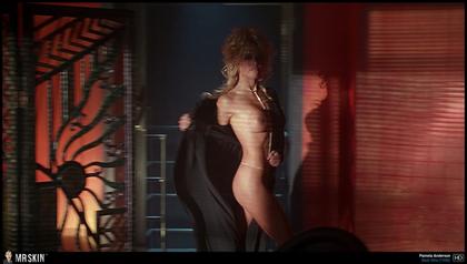 #TBT Pamela Anderson’s Hottest Scenes