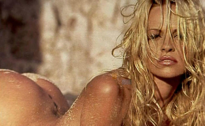 #TBT Pamela Anderson’s Hottest Scenes