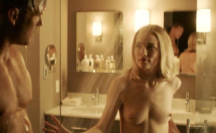 Willa Fitzgerald’s Hottest Nude Scenes