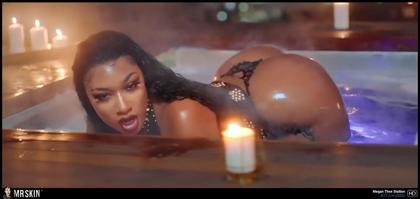 These Sexy Stars Were at the Grammy’s Last Night