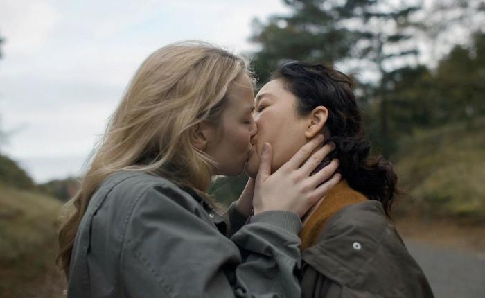 See The Stars of Killing Eve Go Nude