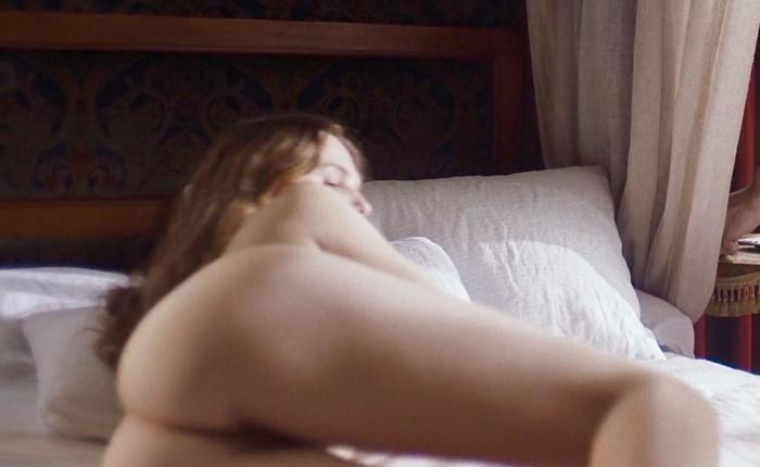 Odessa Young's Top Ten Hottest Nude Shots