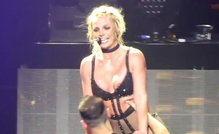 Britney Spears' Insane New Skinny Dipping Pic On Instagram