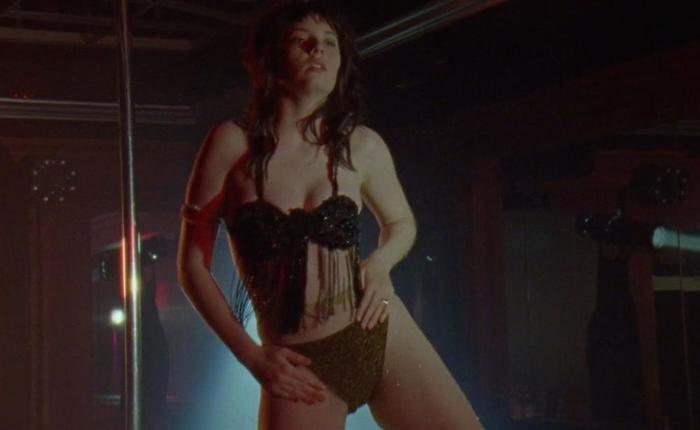 Top Ten Sexiest Pictures Of Maya Hawke