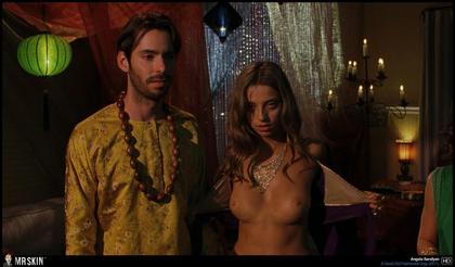 Nude and Noteworthy on Netflix: American Beauty, A Clockwork Orange, Road House, and More 9.7.22