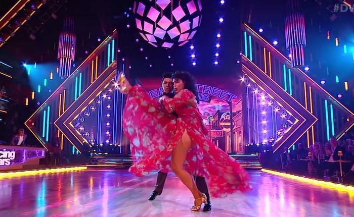 Jordin Sparks Shows Her Booty on Dancing with the Stars!