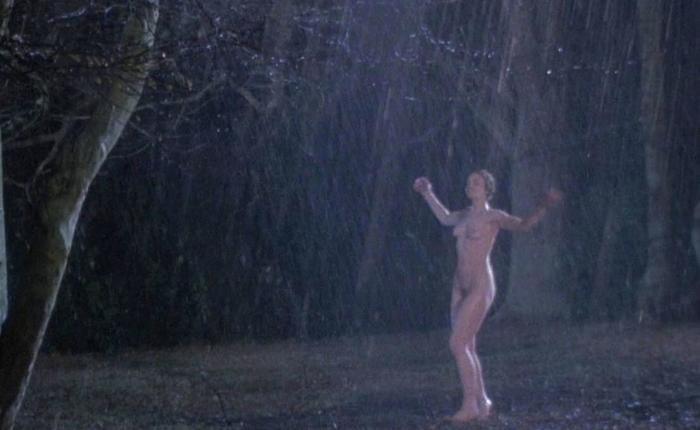 Top Five Sexiest Actresses Who Were Nude in the Rain