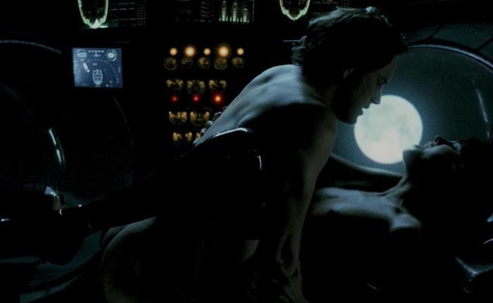 Songs in the Key of Nudity: ‘Watchmen’s Weird Superhero Sex