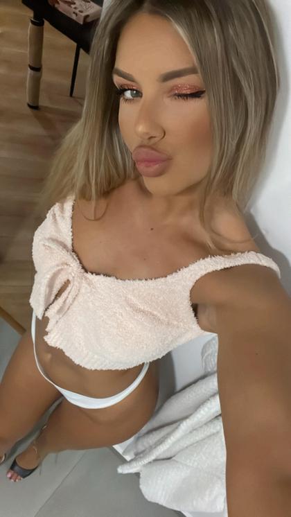 A Skinterview with OnlyFans Model Sweetcheeks Julie
