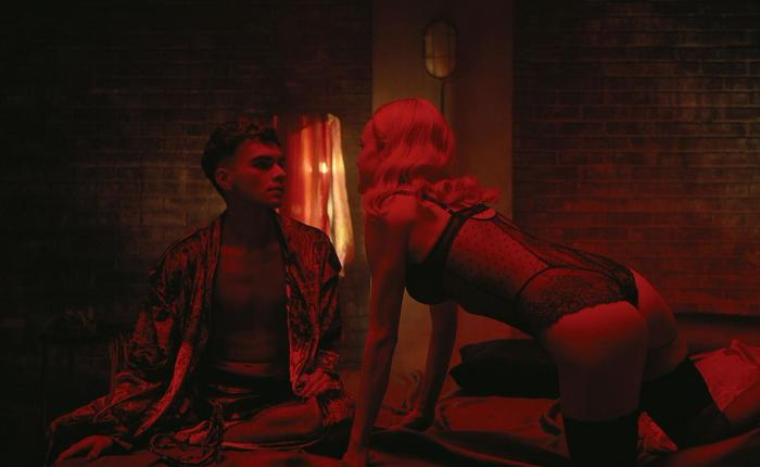 Check Out the Hot Sex Party in Fall of the House of Usher