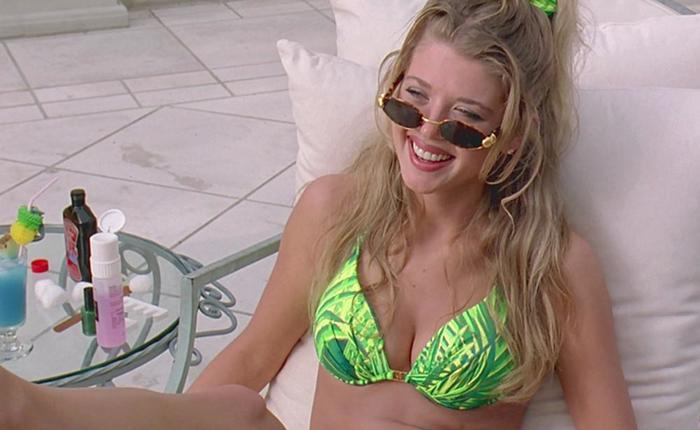 Tara Reid Turns 48 and New Cam Girls Getting Naked 
