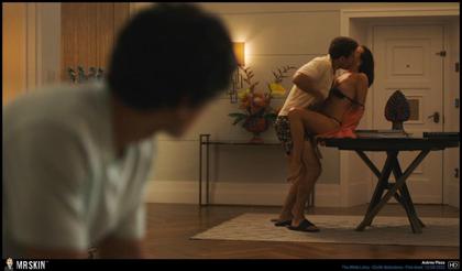 SKINcoming on DVD and Blu-ray: Oppenheimer, White Lotus S2, and More 11.21.23