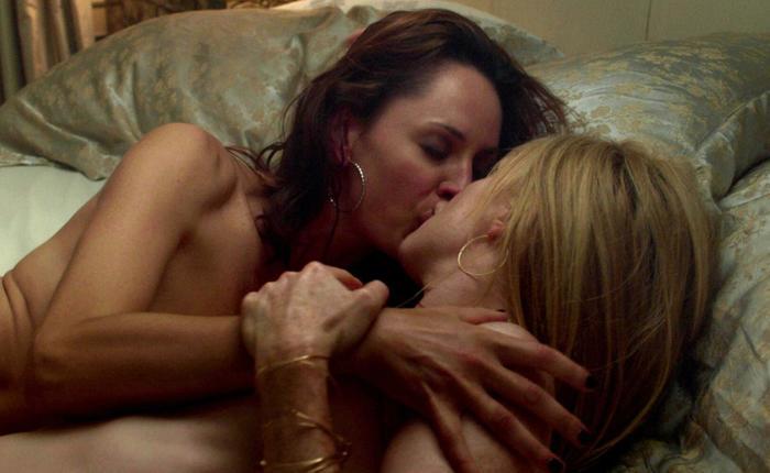 Julianne Moore's Hottest Lesbian Scenes