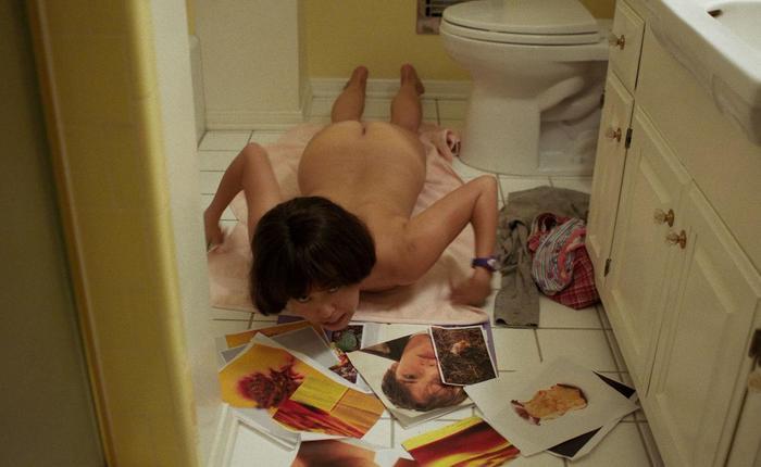 Maya Erskine Goes From Awkward Nudie to Sexy Spy in ‘Mr & Mrs Smith’ 