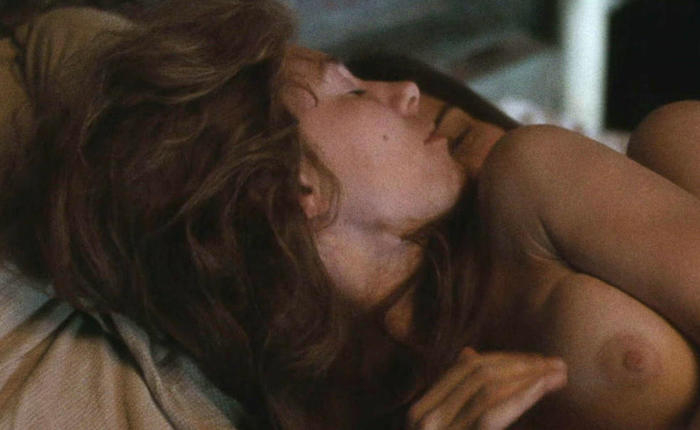 You're Not Crazy. That Was Vanessa Kirby's Boob In 'Napoleon'
