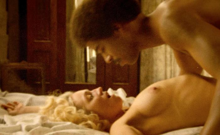 Nude on Netflix: Looper, Waves, X, and More 2.7.24