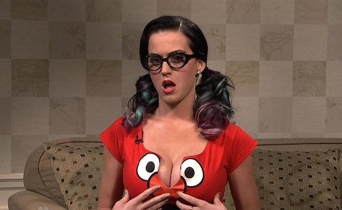 See Katy Perry's Nipple In Her See-Through Dress Paparazzi Pics
