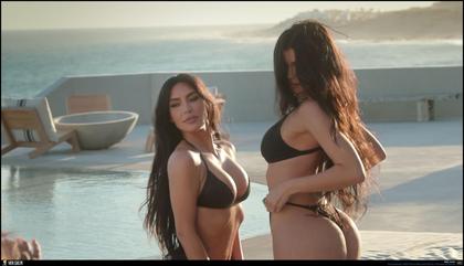 Top 10 Spring Break Babes in Bikinis