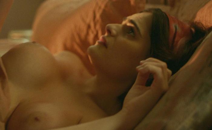 Nava Mau and Other Trans Topless Celebs