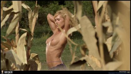 Fall in Love With These Autumnal Nude Scenes