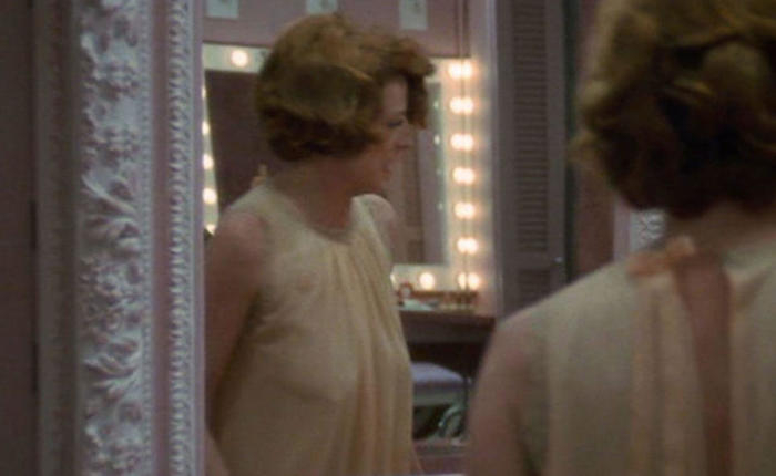 R.I.P. Scene-Stealing Dame Maggie Smith 