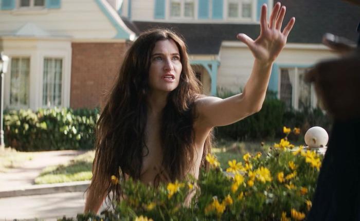 Kathryn Hahn Continues to Celebrate Her Groundbreaking Marvel Nudity 