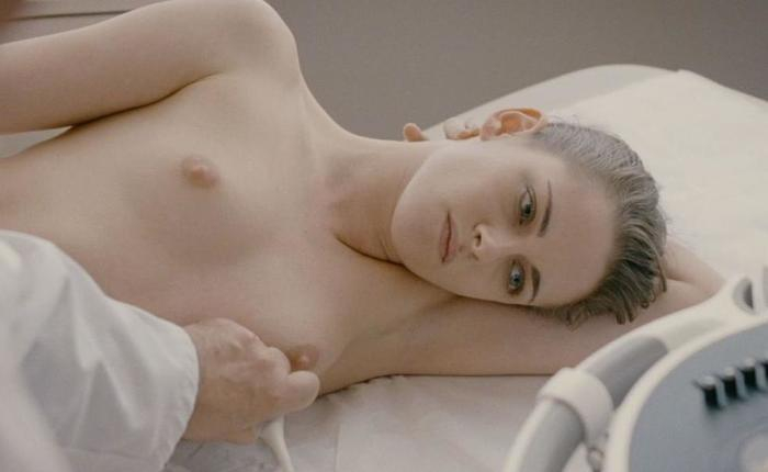 The Top 10 Celebrity Boobs You Need to Know About Right Now