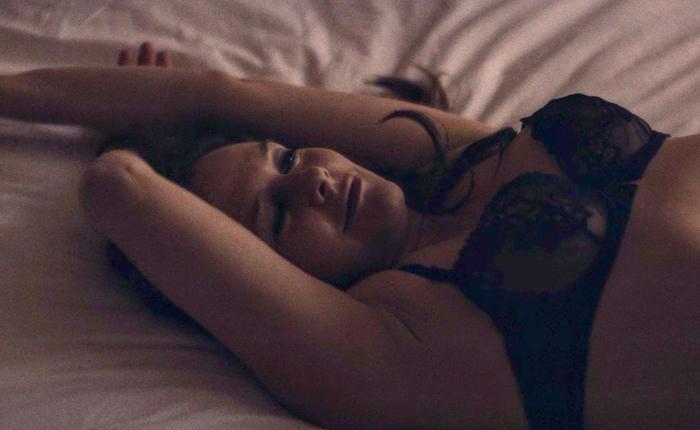 Alicia Silverstone Is Back and Naughtier Than Ever Just as Clueless Turns 30!