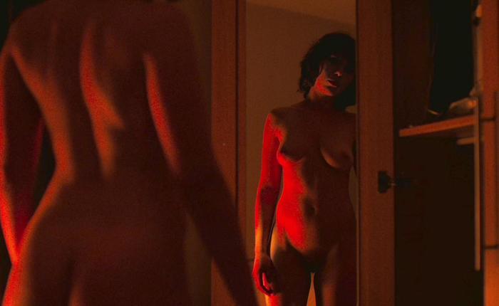 Naked Celebrities with November Birthdays