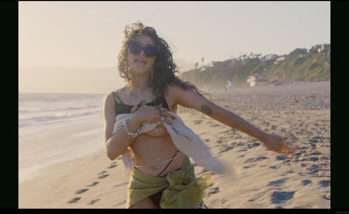 Who is Odessa A'zion and Why is She SO Hot?