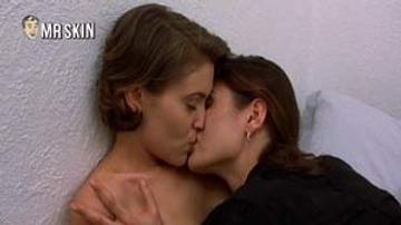 10 Screamingly Sexy Horror Nudes! Drew Barrymore Jenna Jameson Alyssa Milano 810