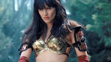 Lucy Lawless: Buxom Birthday Princess Lucy Lawless 853