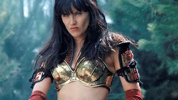 Lucy Lawless: Buxom Birthday Princess Lucy Lawless 853