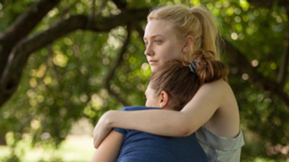 Breaking Nudes From the Sundance Film Festival January Jones Maggie Grace Amanda Seyfried Dakota Fanning 1234