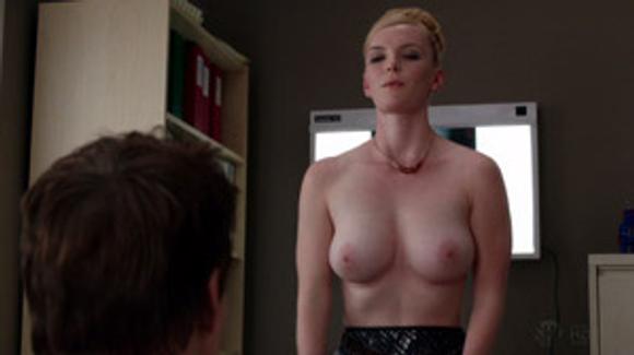 The Doctor is Skin on Nurse Jackie Betty Gilpin 1271