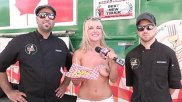 Naked News Foodie 1587
