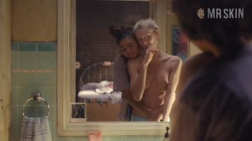 Euphoria Teens Gone Wild And New Breastfeeding Scene! Samantha Logan Hunter Schafer Paulina Goto Lihi Kornowski 3407