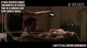 Anatomy of a Nude Scene: 'Wild Things' Presents Every Man With His Dream Threesome Scenario Neve Campbell Denise Richards 4293