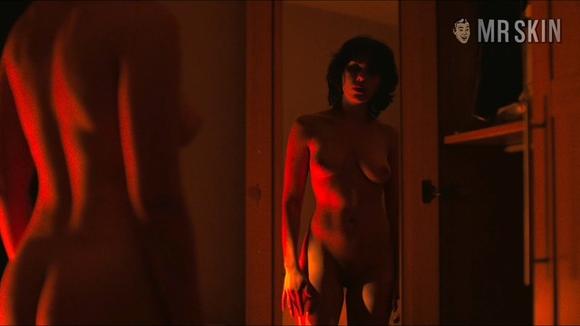 Full Frontal Scarlett Johansson, ‘Fleishman’ Bush, Carla Gugino Lesbian Sex! Carla Gugino Scarlett Johansson Gaite Jansen Natalie Morales Ariel Ash 44