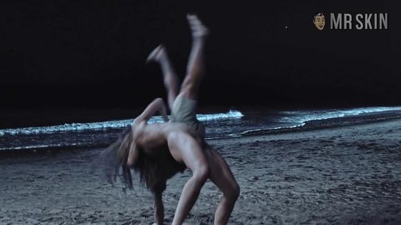 See Jennifer Lawrence Fully Nude in No Hard Feelings 4634