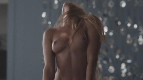Nudity From December’s Biggest Stars: Sydney Sweeney Nude, Amber Heard Nude, And More! Penélope Cruz Amber Heard Lily James Sydney Sweeney 4699