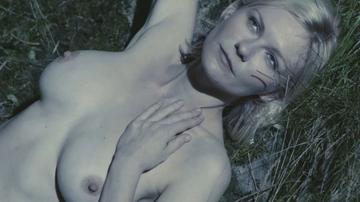 Kirsten Dunst’s Bush, Saoirse Ronan’s Lesbian Scene! Jessica Lange Kirsten Dunst Saoirse Ronan Kadianne Whyte 4760