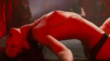 Hannah Einbinder Topless Fingering, Dichen Lachman Backs That Orangu-thang up! Jessica Biel Dichen Lachman Lorenza Izzo Hannah Einbinder Sarah Buchana