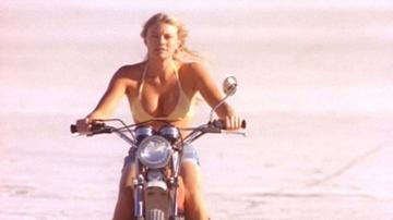 Peta Wilson: Naked, Sexy and Lesbian Actress Specific Peta Peta Gia Wilson 472