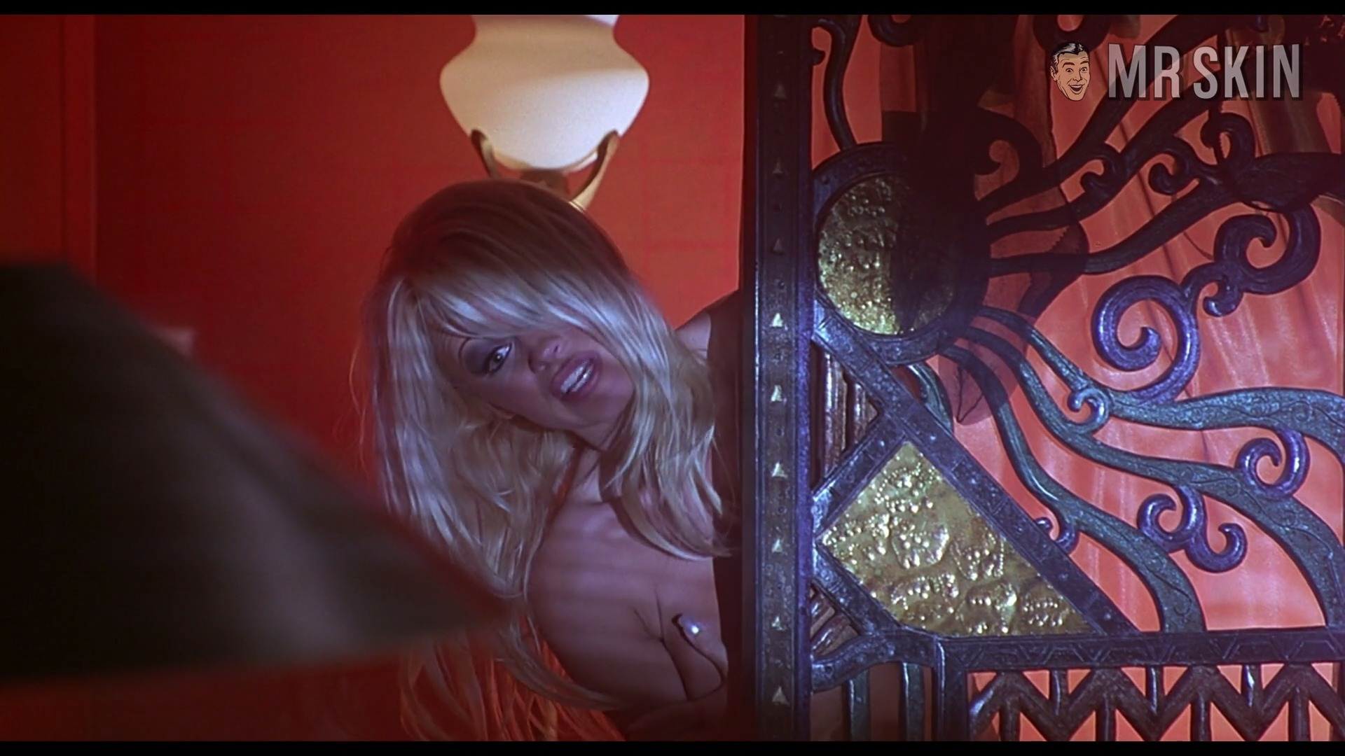 Nudes of Barbara Kopetski / Barb Wire from Barb Wire. Right Breast, breasts, butt. 224340