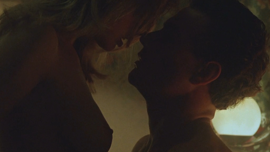 Rosanna Arquette in Nowhere to Run (1993) Breasts Breasts Bush 180870