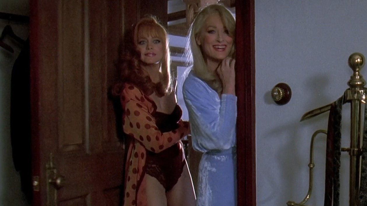 Hottest Goldie Hawn Scene in Death Becomes Her. Sexy. 175904