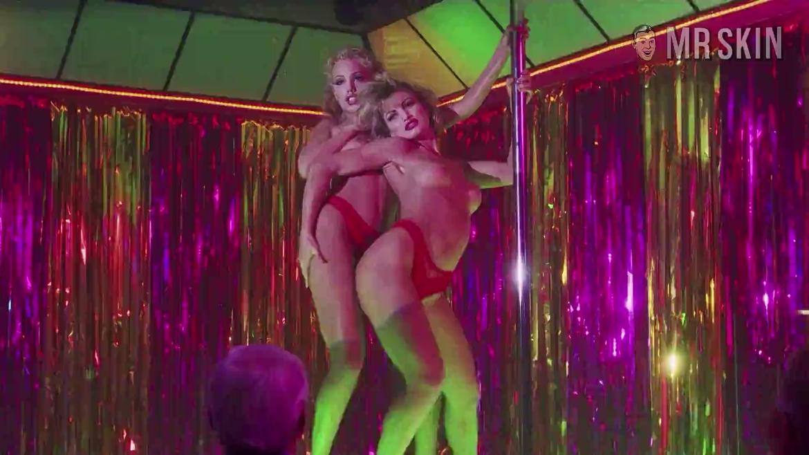 Nomi Malone from Showgirls Naked. Full Nudity, Breasts, Bush, Butt, left nipslip, lesbian. 175439
