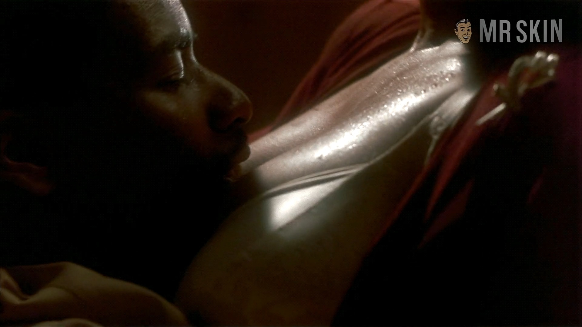 Hottest Lisa Nicole Carson Scene in Devil in a Blue Dress. Sexy, Underwear. 210362